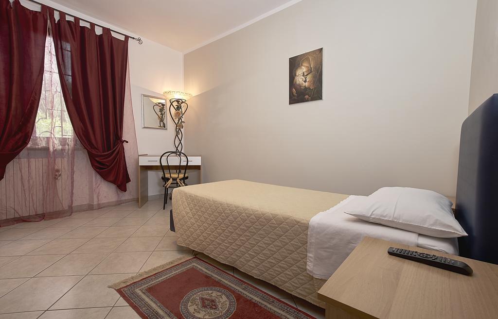 Il Melograno Hotel Foligno Buitenkant foto