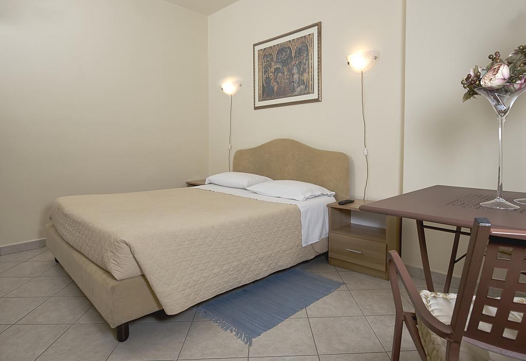 Il Melograno Hotel Foligno Buitenkant foto